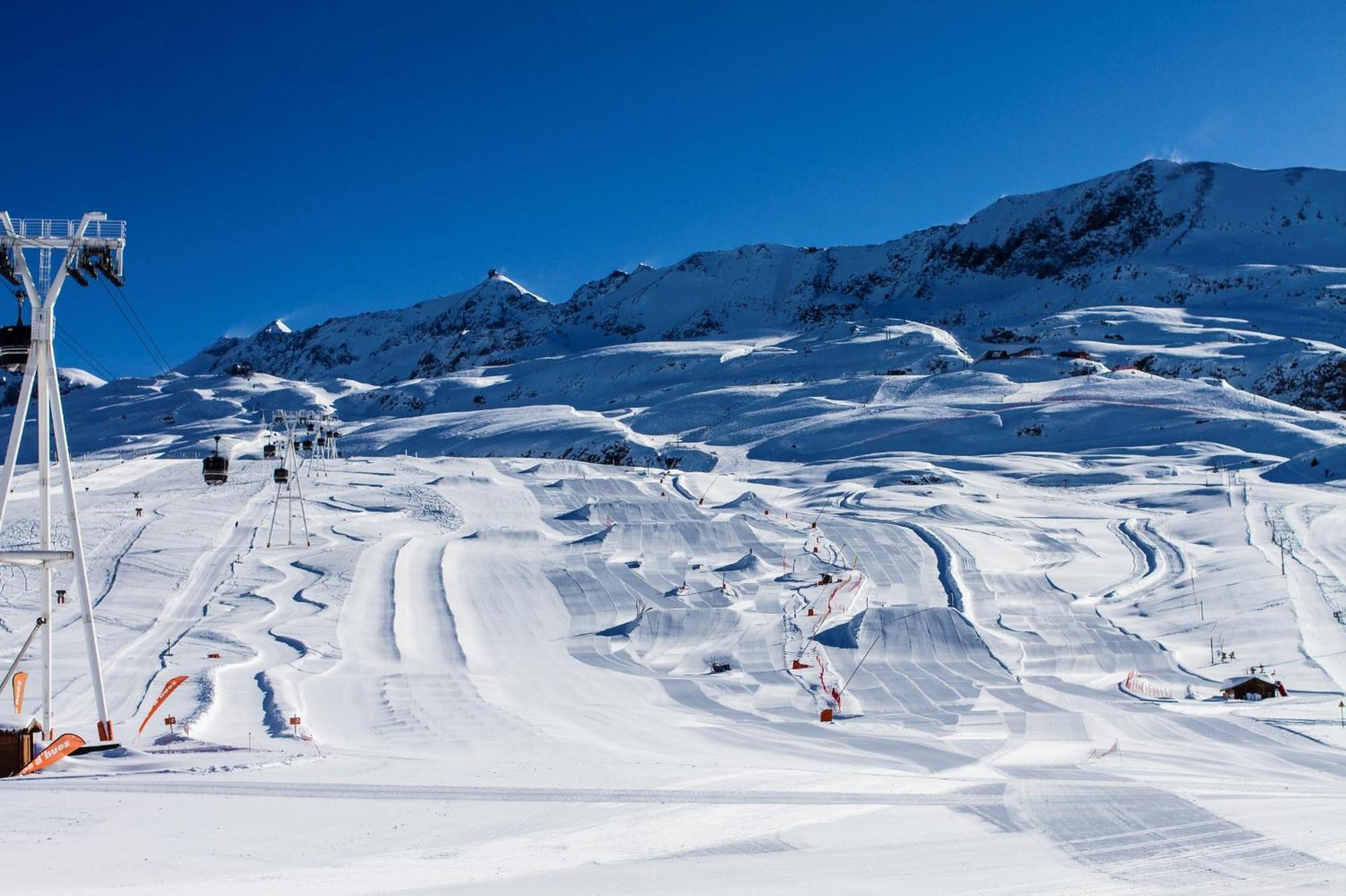 فندق ألب دويزفي  Le Pic Blanc المظهر الخارجي الصورة